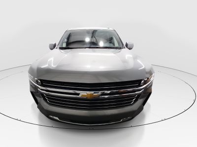 2024 Chevrolet Suburban - Photo 2