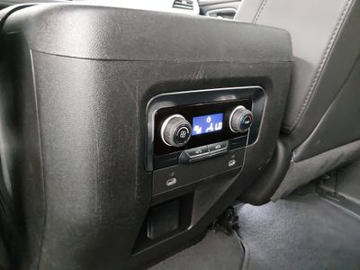 2024 Chevrolet Suburban - Photo 21