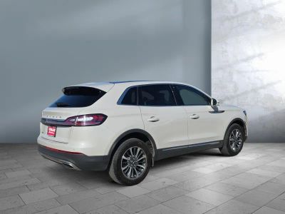 2022 Lincoln Nautilus — engine compartment view