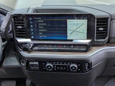 2026 Chevrolet Silverado 1500 — photo 18 view