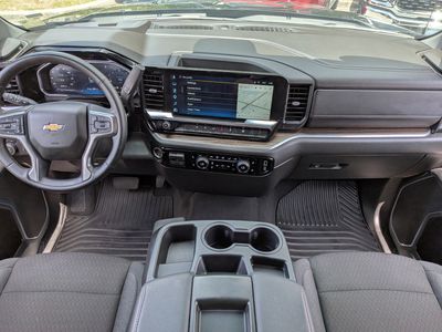 2026 Chevrolet Silverado 1500 — photo 15 view