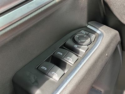2026 Chevrolet Silverado 1500 — photo 21 view