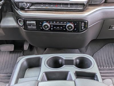 2026 Chevrolet Silverado 1500 — photo 19 view