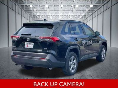 2025 Toyota RAV4 — detail view