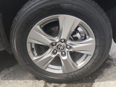 2024 Toyota RAV4 - Photo 10