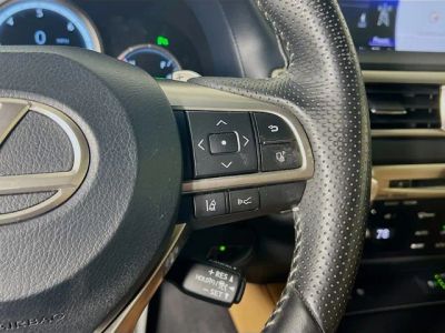 2019 Lexus GS — photo 18 view