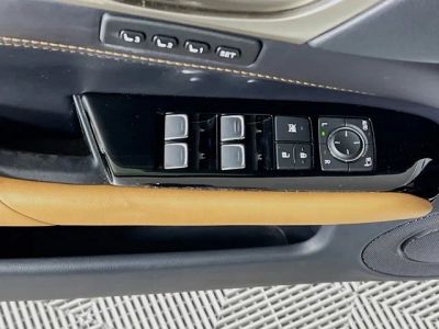 2019 Lexus GS — photo 12 view