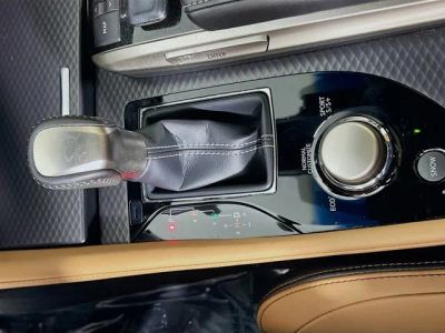 2019 Lexus GS — photo 24 view