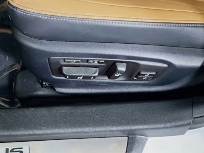 2019 Lexus GS — photo 13 view