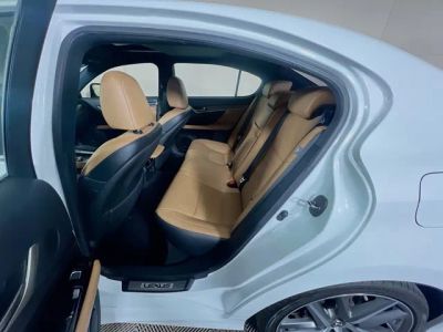 2019 Lexus GS — photo 27 view