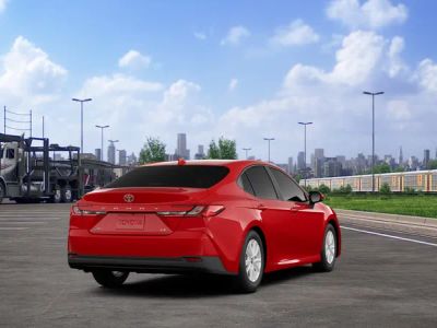 2026 Toyota Camry - Photo 11