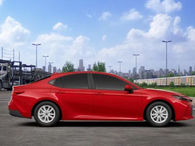 2026 Toyota Camry - Photo 14