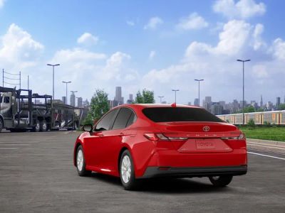 2026 Toyota Camry - Photo 9