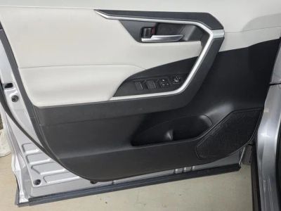 2023 Toyota RAV4 - Photo 30