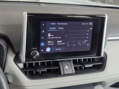 2023 Toyota RAV4 - Photo 17