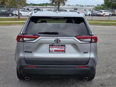 2023 Toyota RAV4 - Photo 3