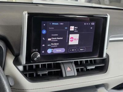 2023 Toyota RAV4 - Photo 18