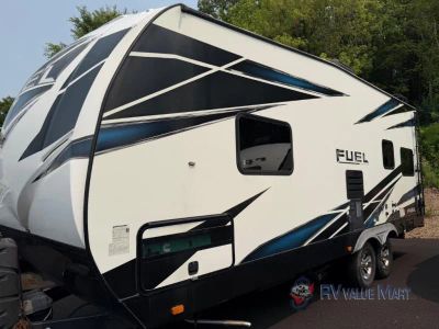 2019 Heartland Fuel — interior view
