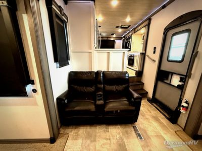 2020 Keystone Montana - Photo 7