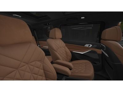 2026 BMW X7 — photo 12 view