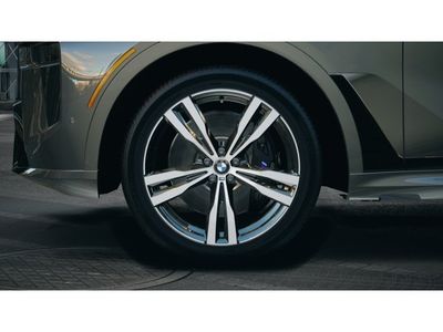 2026 BMW X7 — photo 7 view
