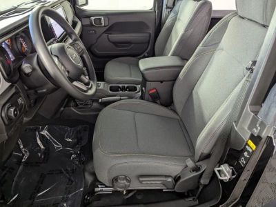 2026 Jeep Wrangler — photo 10 view
