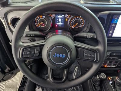 2026 Jeep Wrangler — photo 15 view