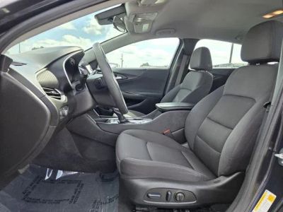 2023 Chevrolet Malibu — photo 13 view