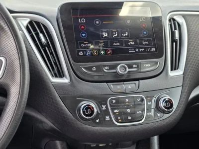 2023 Chevrolet Malibu — photo 10 view