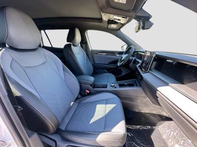2026 Volkswagen Tiguan — photo 24 view