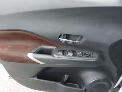 2024 Nissan Kicks - Photo 18