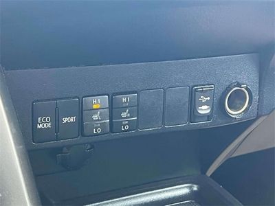 2013 Toyota RAV4 - Photo 23