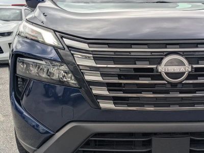 2024 Nissan Rogue — photo 9 view