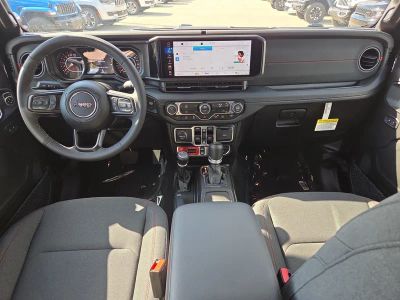 2026 Jeep Gladiator — photo 15 view