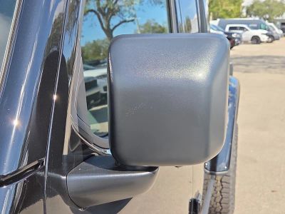 2026 Jeep Gladiator — photo 12 view