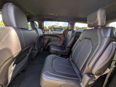 2026 Chrysler Voyager — photo 12 view