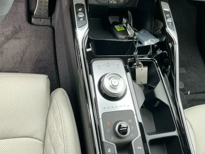 2026 Kia Sorento Hybrid — photo 13 view