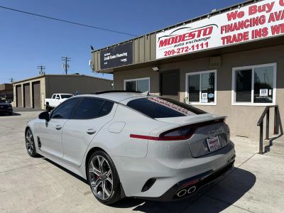 2020 Kia Stinger — detail view