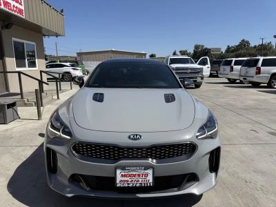 2020 Kia Stinger — photo 8 view