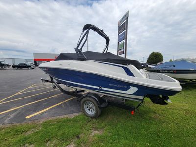2020 Bayliner VR5 Bowrider I/O - Photo 7
