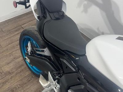 2026 CFMOTO 675SS - Photo 12