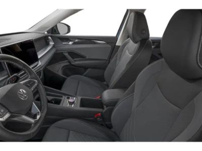 2026 Volkswagen Tiguan — photo 8 view