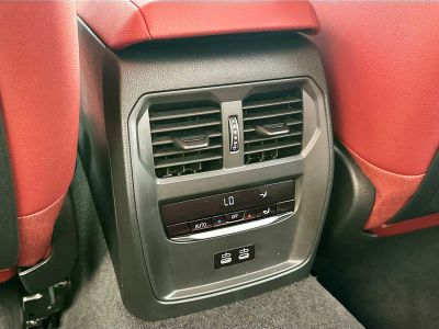 2026 BMW 3 Series — photo 18 view