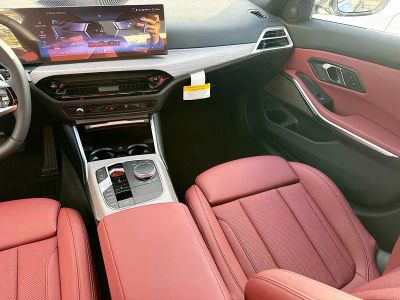 2026 BMW 3 Series — photo 17 view