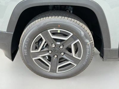 2026 Jeep Cherokee — photo 38 view