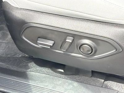 2026 Jeep Cherokee — photo 24 view