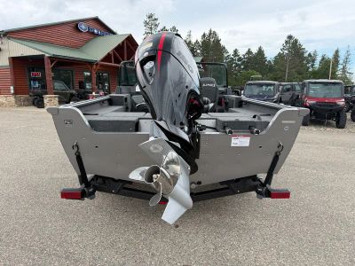2027 Lund 1875 IMPACT XS — rear three-quarter view