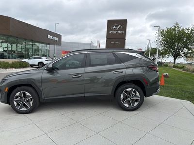 2026 Hyundai Tucson Hybrid - Photo 2