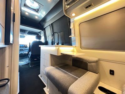 2024 Airstream INTERSTATE - Photo 7