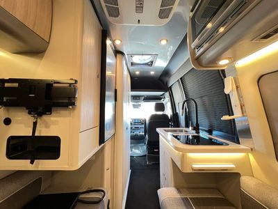 2024 Airstream INTERSTATE - Photo 4